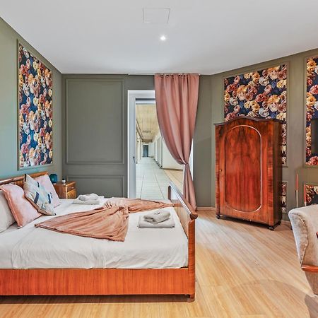 Stylish Flower Power Studio - Close To City Center & Public Transport - Ac & Wifi Vienna Exterior photo