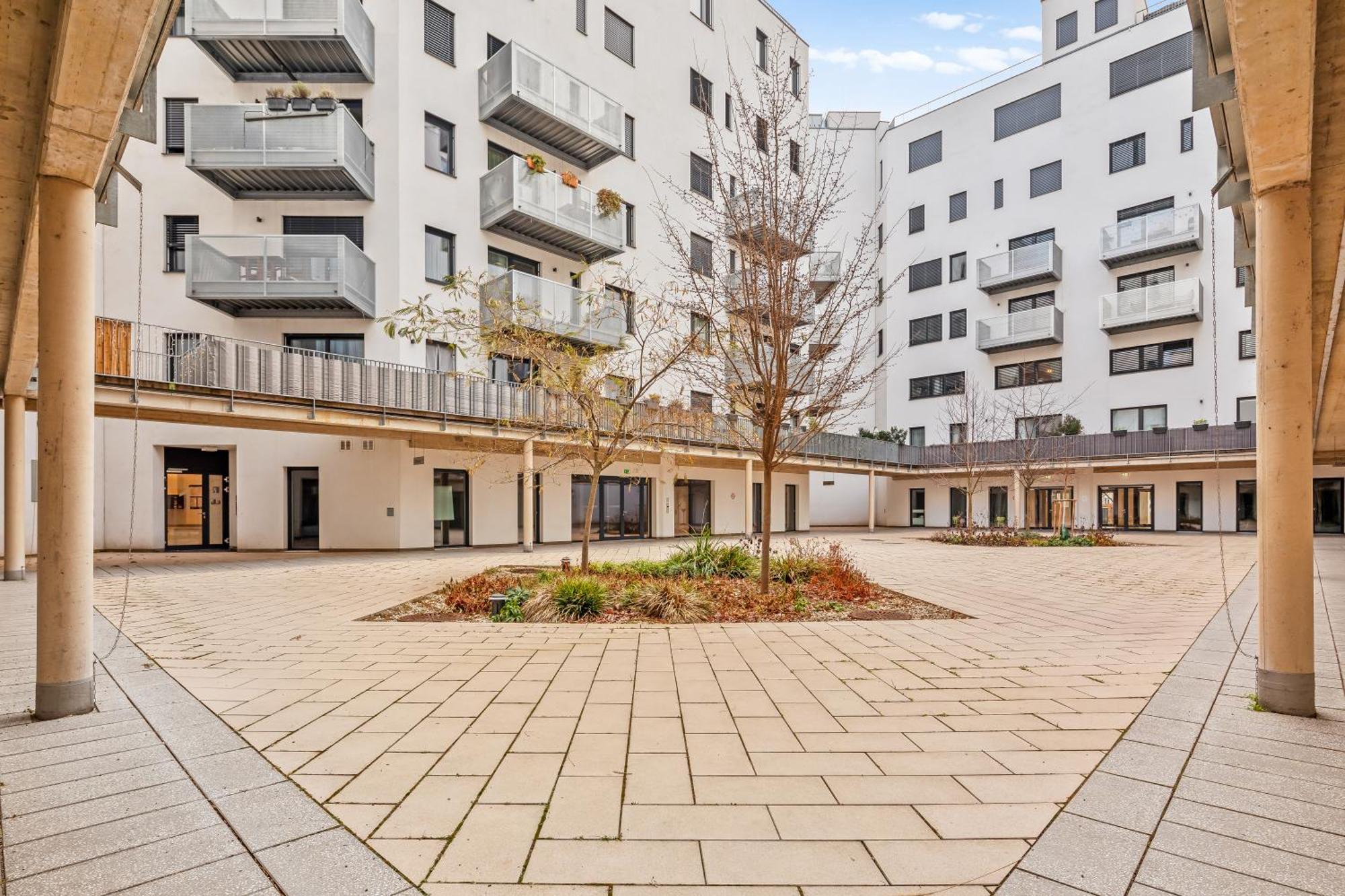 Stylish Flower Power Studio - Close To City Center & Public Transport - Ac & Wifi Vienna Exterior photo
