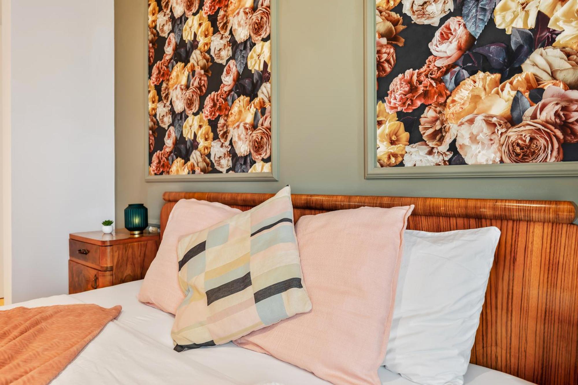 Stylish Flower Power Studio - Close To City Center & Public Transport - Ac & Wifi Vienna Exterior photo
